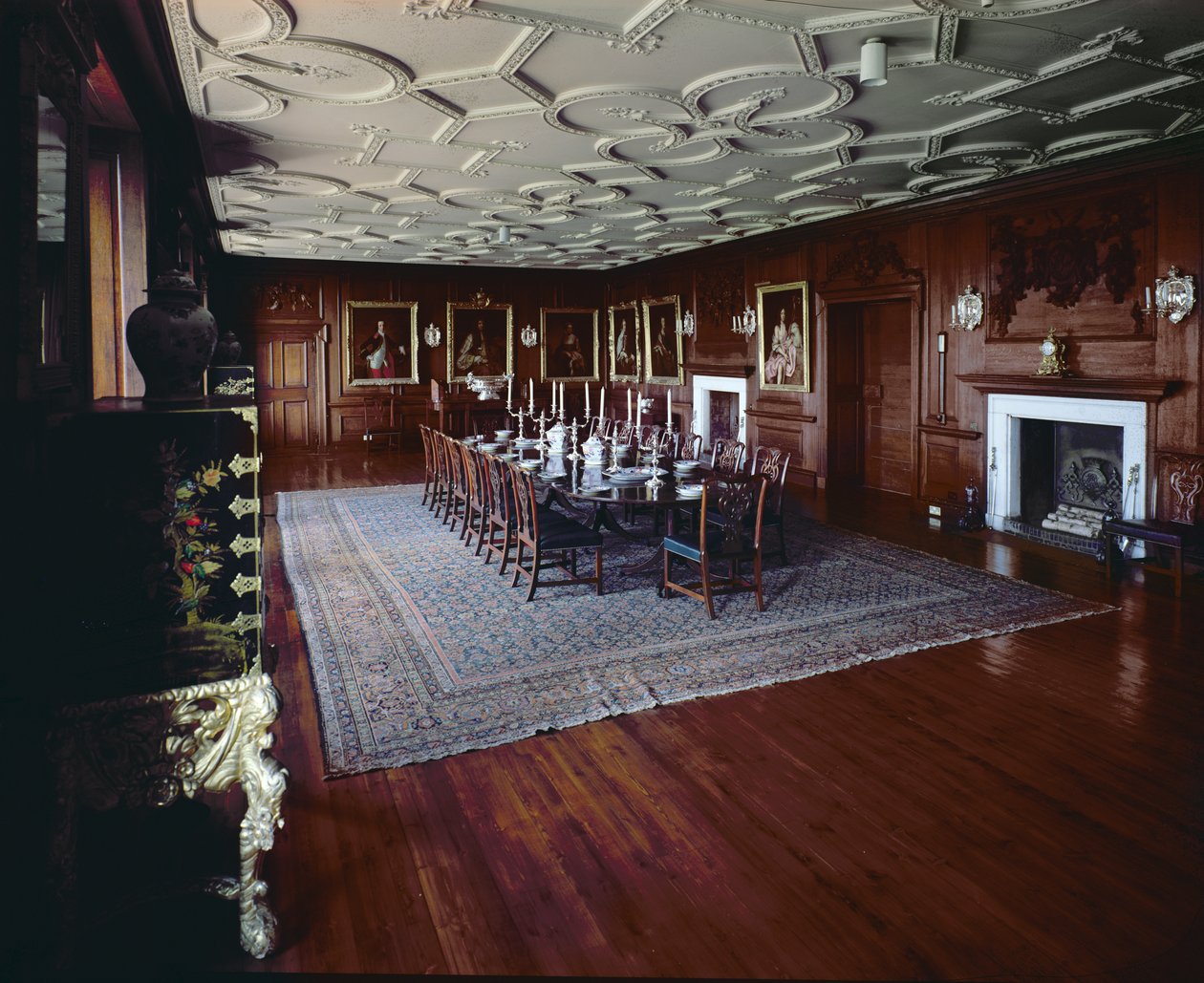 Castello di Drumlanrig: sala da pranzo con ritratto di William, primo Duca di Queensberry da Unbekannt Unbekannt