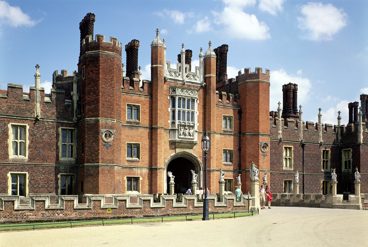 Palazzo di Hampton Court in primavera da Unbekannt Unbekannt