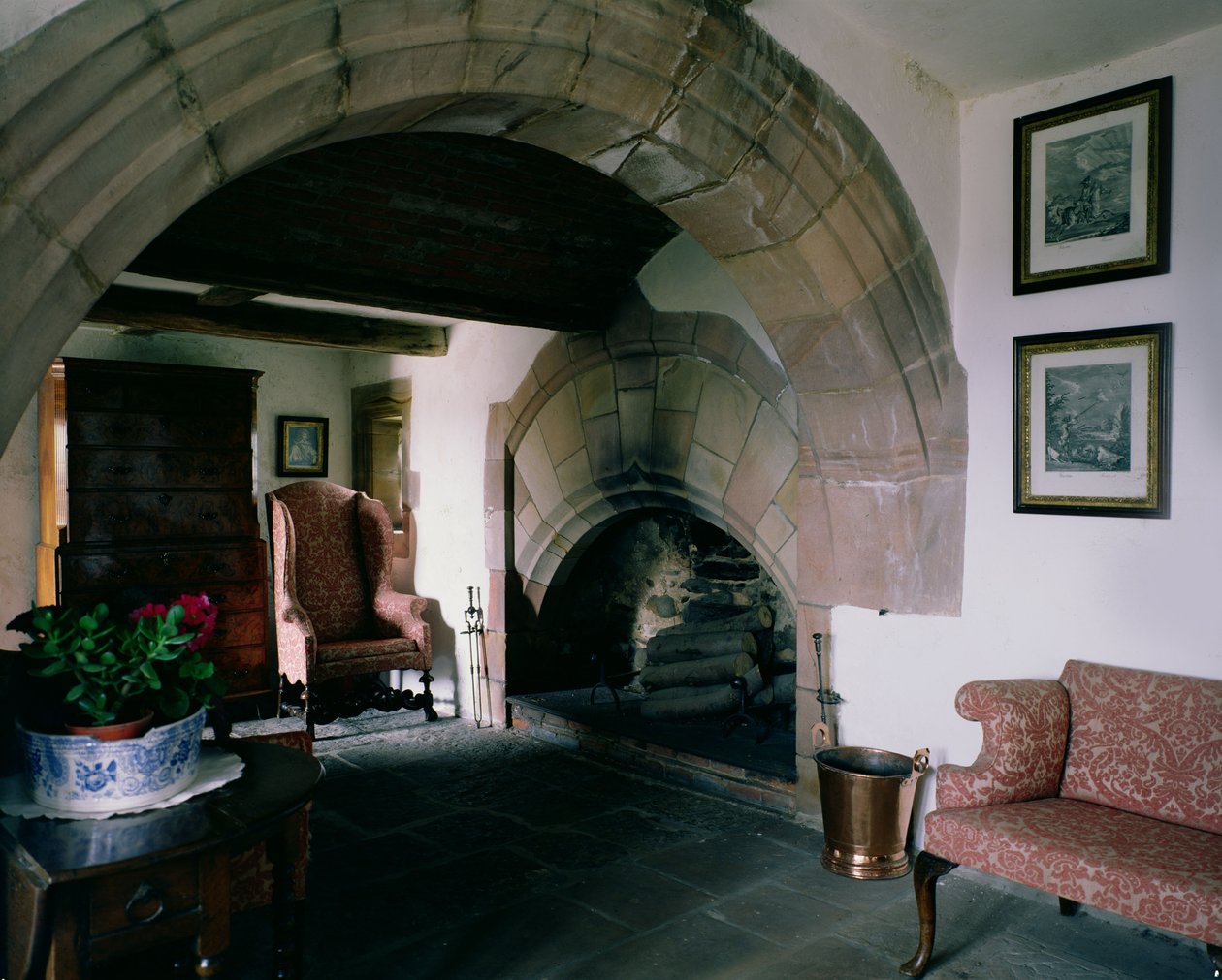 Interno di Lindisfarne, Holy Island, progettato da Sir Edwin Lutyens da Unbekannt Unbekannt