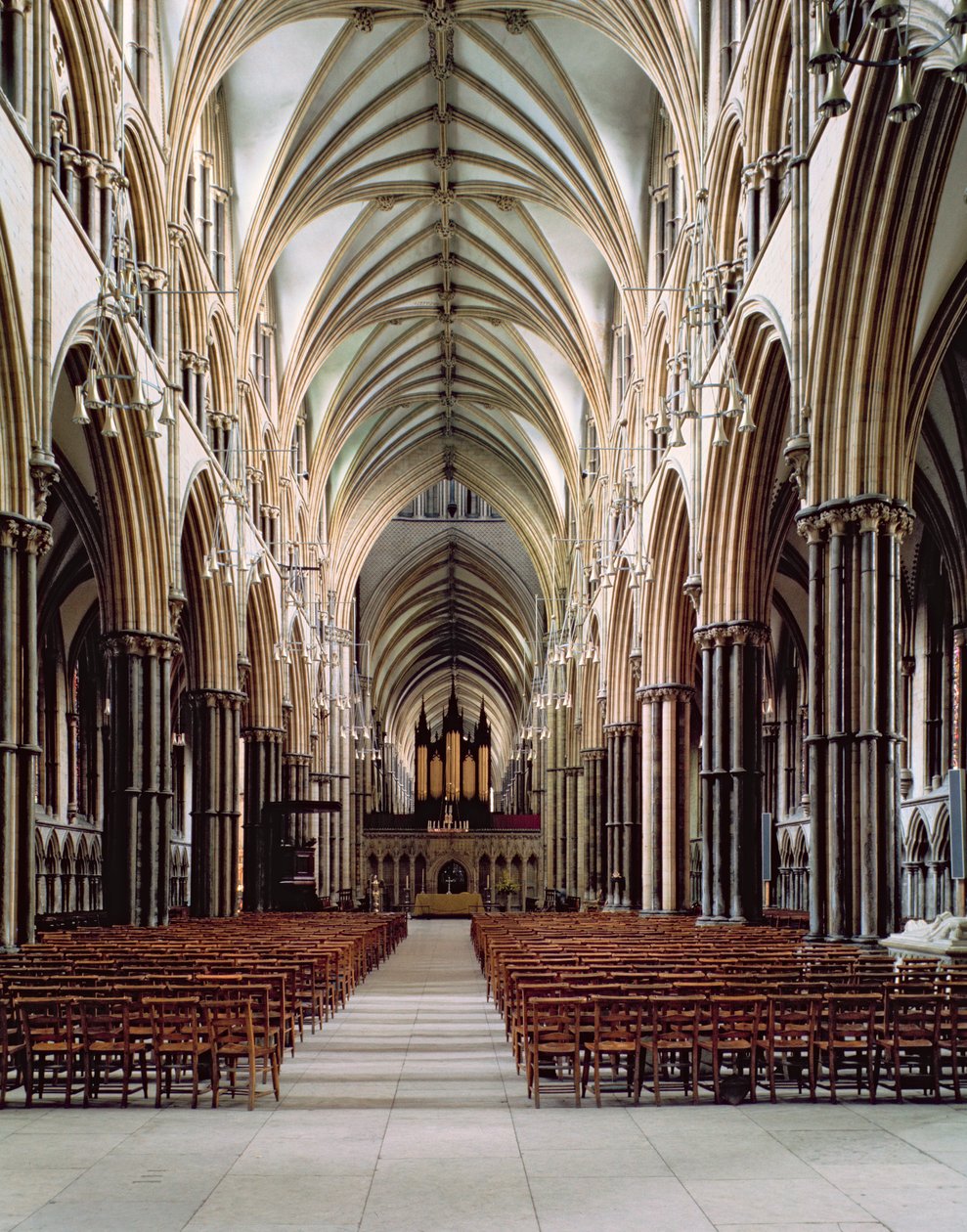 Cattedrale di Lincoln, 1185-1311, vista della navata, costruita 1215-55, Lincolnshire, Regno Unito da Unbekannt Unbekannt