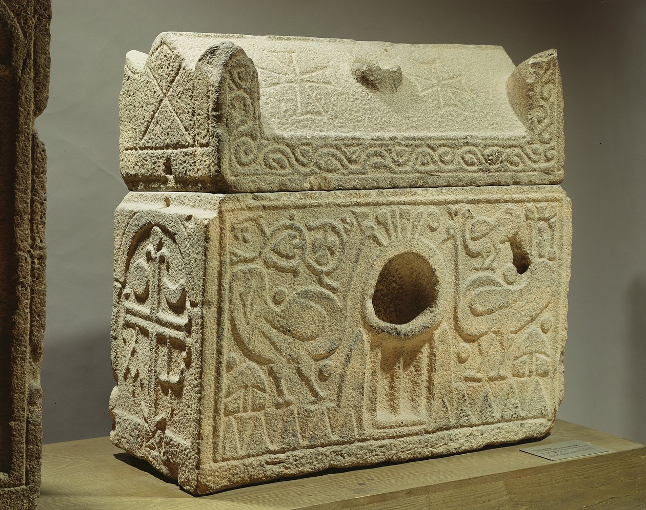 Reliquiario a forma di sarcofago, Symar, VI-VII secolo da Unbekannt Unbekannt