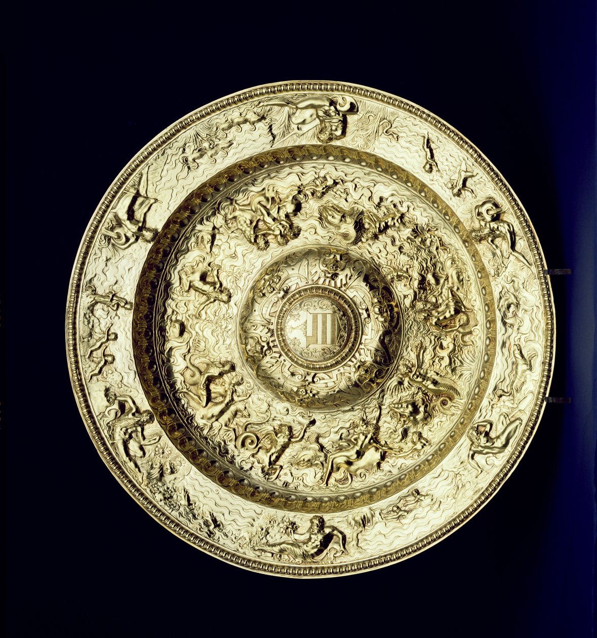 Bacino in argento dorato, sbalzato, cesellato e inciso, francese, c.1560-83 da Unbekannt Unbekannt