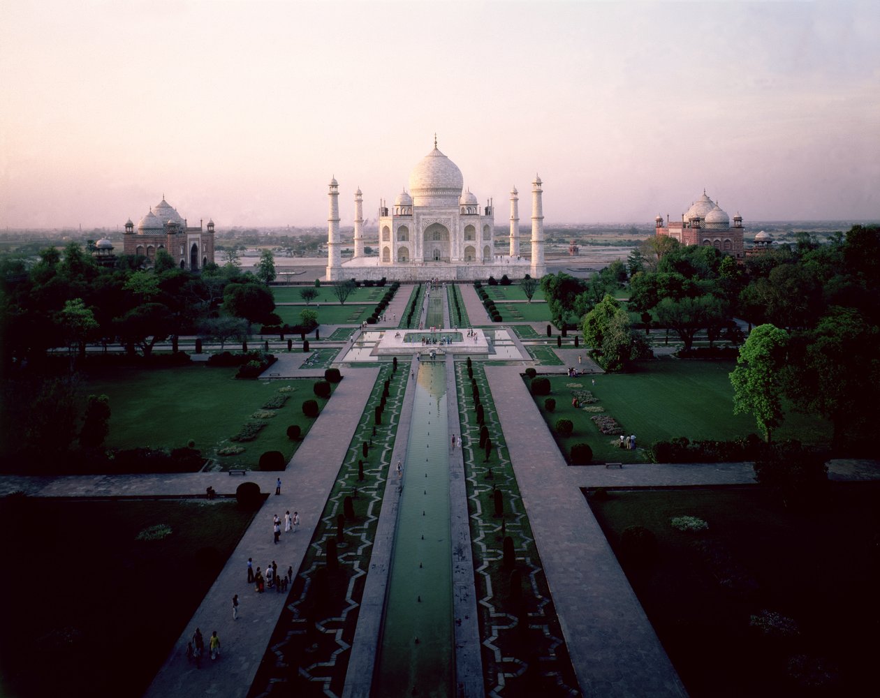 Il Taj Mahal progettato da Ustad Ahmad Lahori da Unbekannt Unbekannt