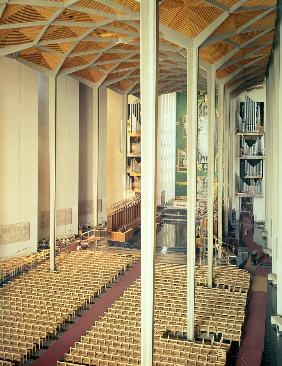Vista attraverso la navata, Cattedrale di Coventry da Unbekannt Unbekannt