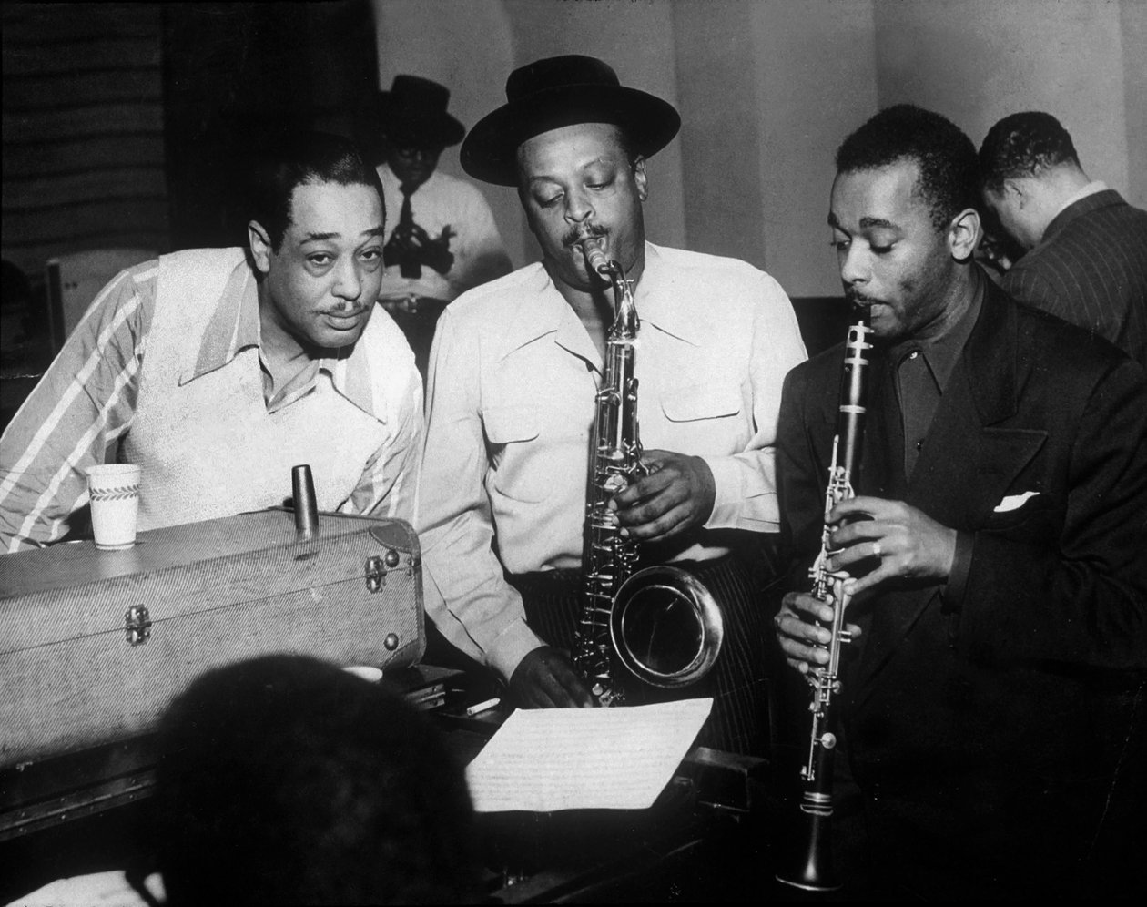 Duke Ellington con Ben Webster e Jimmy Hamilton alla Carnegie Hall, 1948 da Unbekannt Unbekannt