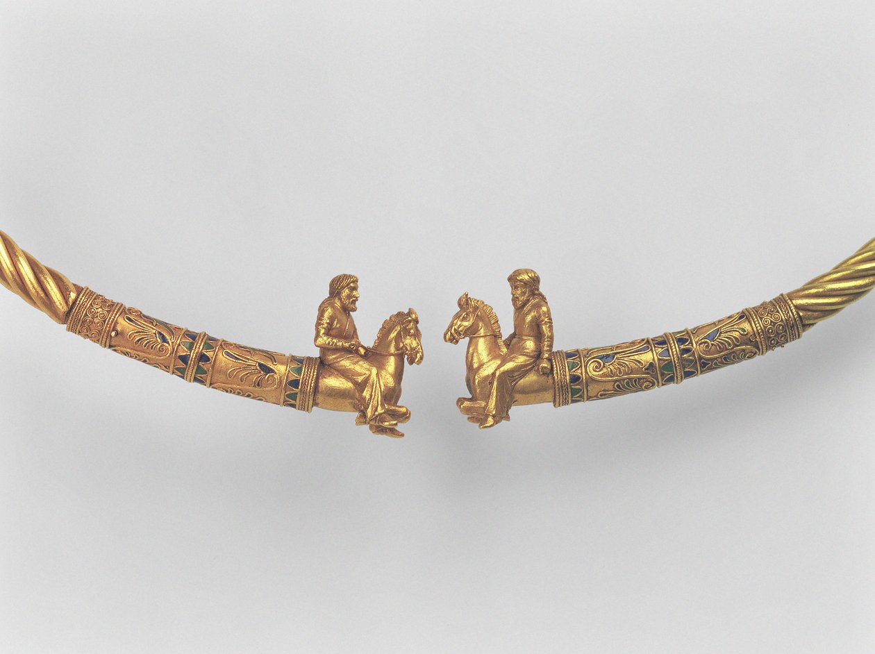 Anello al collo con punte a forma di cavalieri sciti, dettaglio, opera greca dal Regno del Bosforo, IV secolo a.C. da Unbekannt Unbekannt