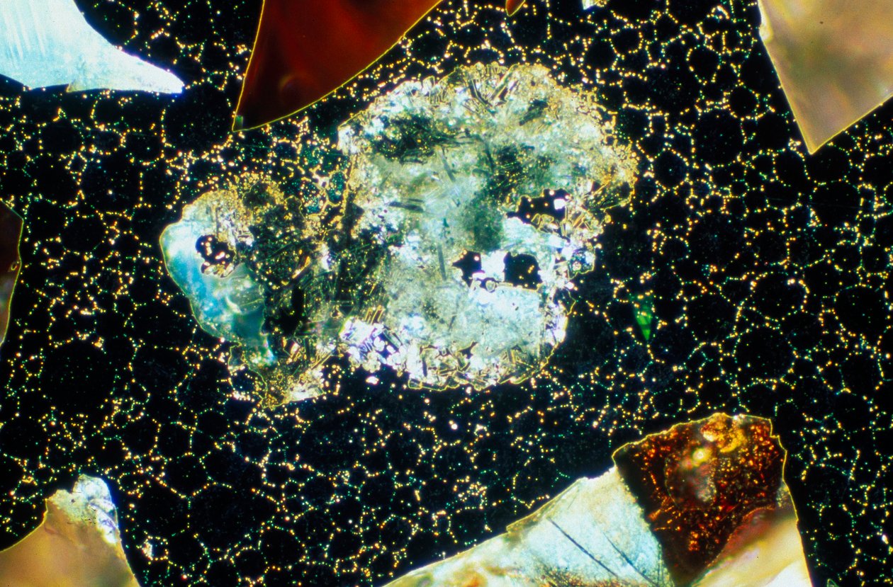 COMPOSITO, LM Particelle ceramiche in una matrice di acciaio da Unbekannter Künstler
