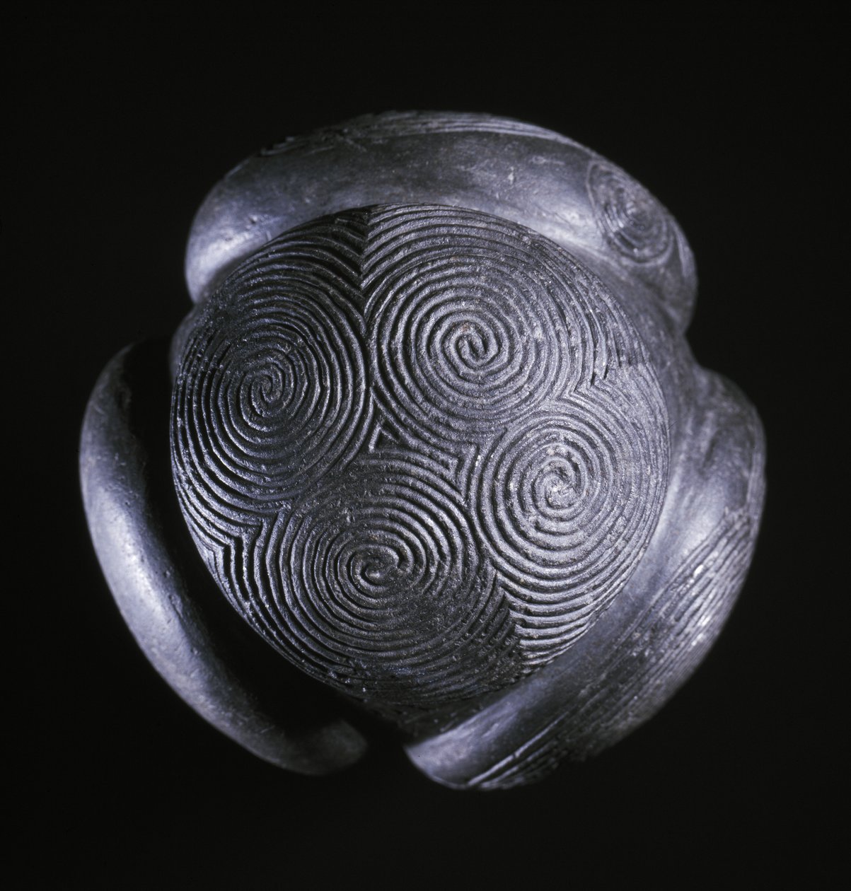 Sfera scolpita da Glass Hill, Towie, Aberdeenshire, Neolitico, c. 3000 a.C. da Unbekannt