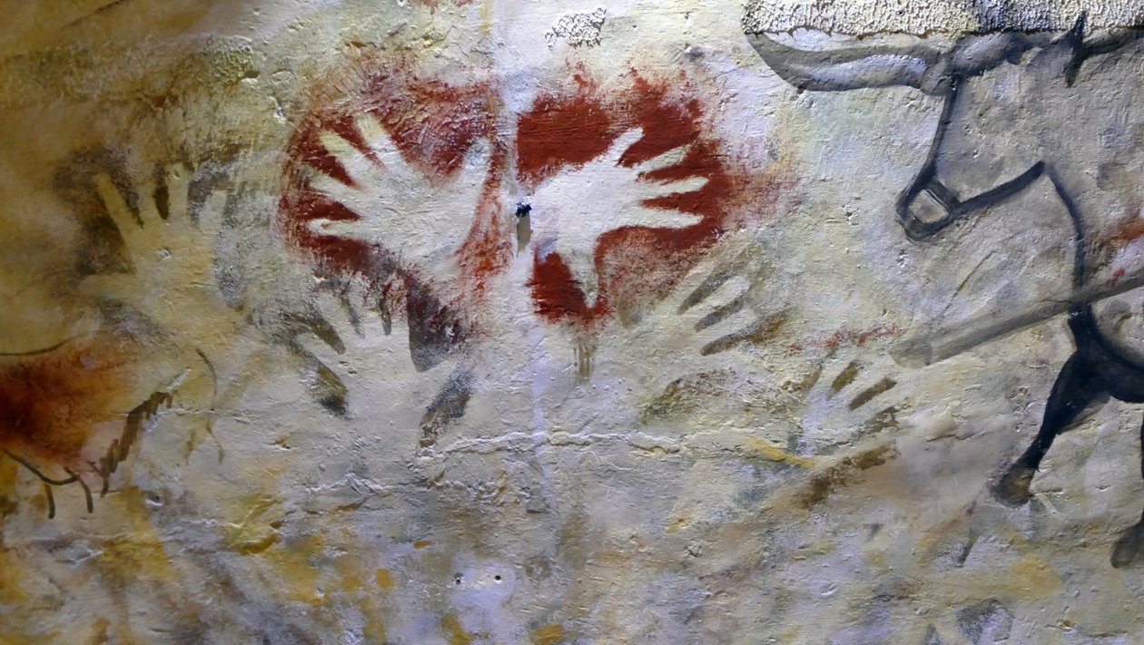 Pitture rupestri trovate nella Grotta di Altamira da Leopold Blonder