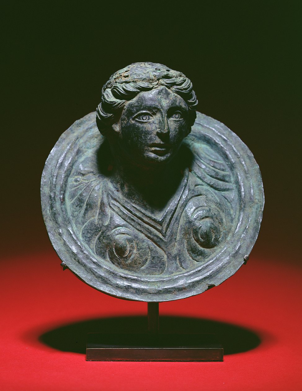 Applique rotonda gallo-romana con il busto di una donna, II-III secolo d.C. (bronzo) da Unbekannt