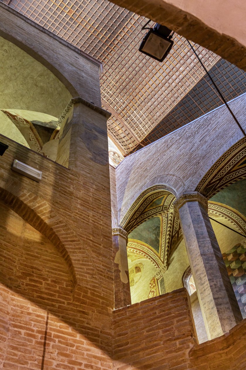Scala gotica, XIII - XIV secolo, Palazzo Trinci, Foligno, Umbria da Unbekannter Künstler