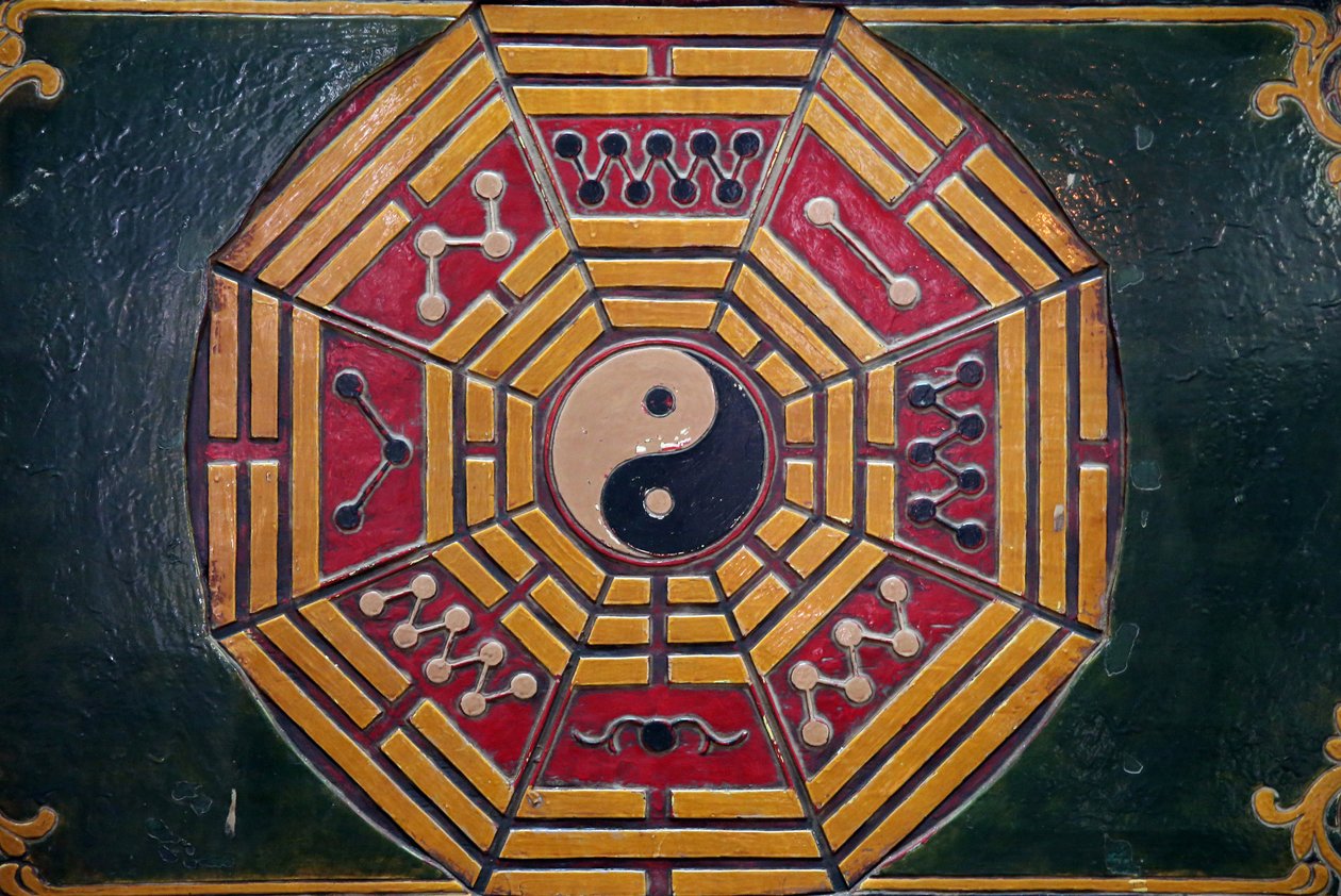 Pagoda taoista Khanh Van Nam Vien: Simbolo Yin Yang da Unbekannt