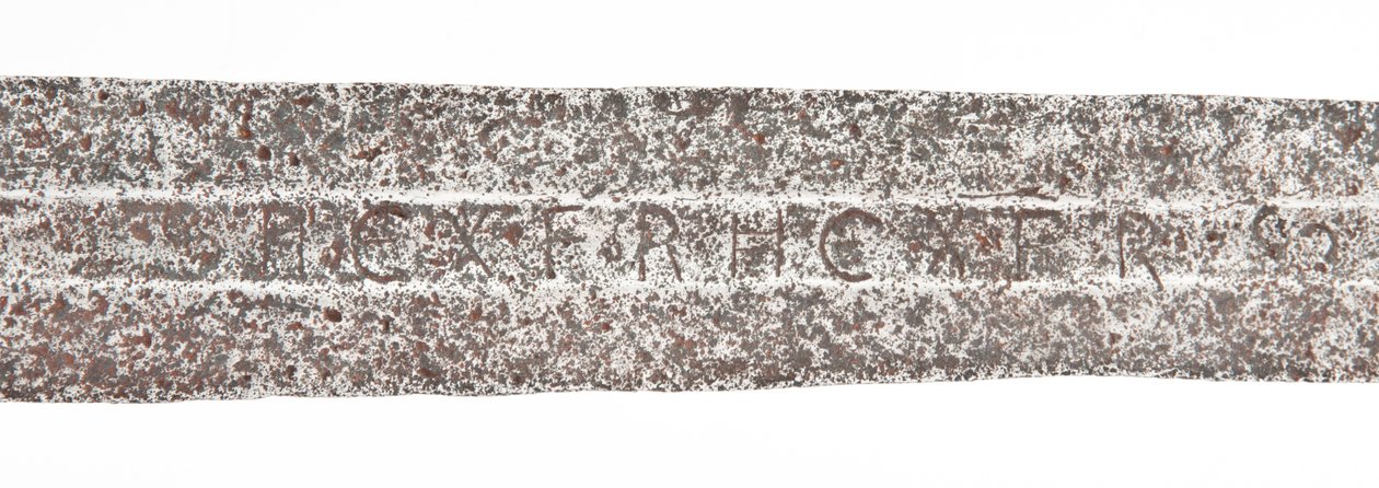 Spada a due mani tardo medievale, con lama vichinga precedente e recante le armi della famiglia De Bohun, Conti di Hereford ed Essex, XI - XIV secolo da Unbekannt