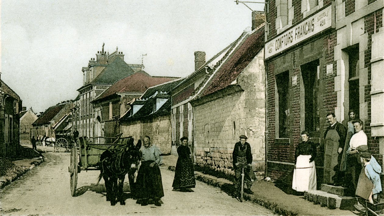Les Comptoirs Français, una filiale di prodotti alimentari, a Remy, c. 1900 e 1914 da Benjamin Baud