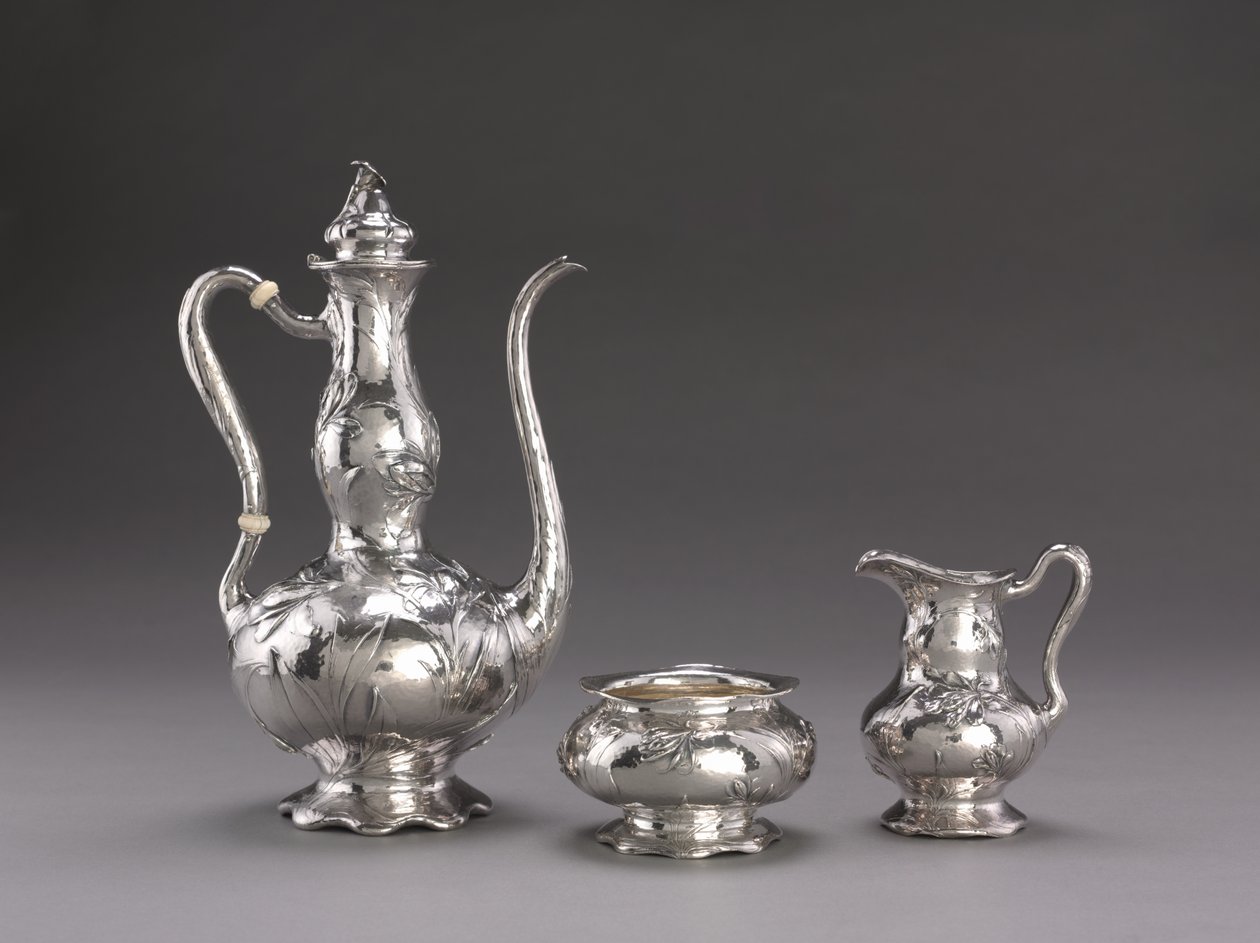 Servizio da Caffè Martelé: Caffettiera, c.1900-1910 da Unbekannt