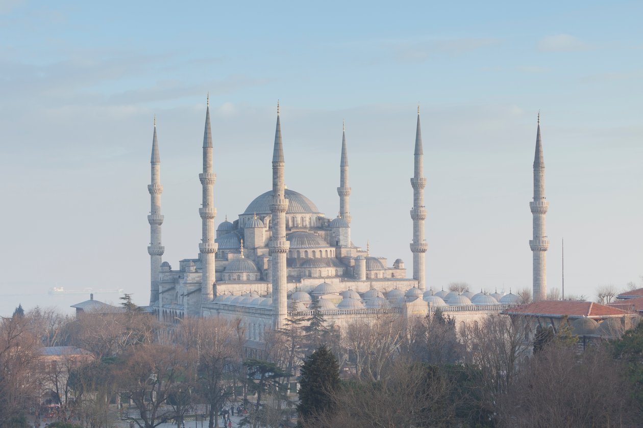 Vista panoramica della moschea blu poco prima del tramonto, Istanbul, Turchia da Unbekannter Künstler