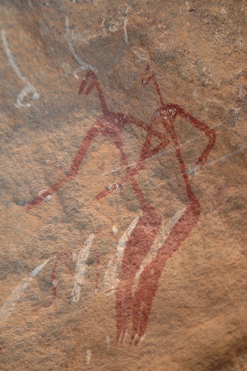 Arte rupestre, Preistoria: Dipinto rupestre di due personaggi longilinei in un rifugio ornato nelle montagne di Uweinat, Sudan da Unbekannt