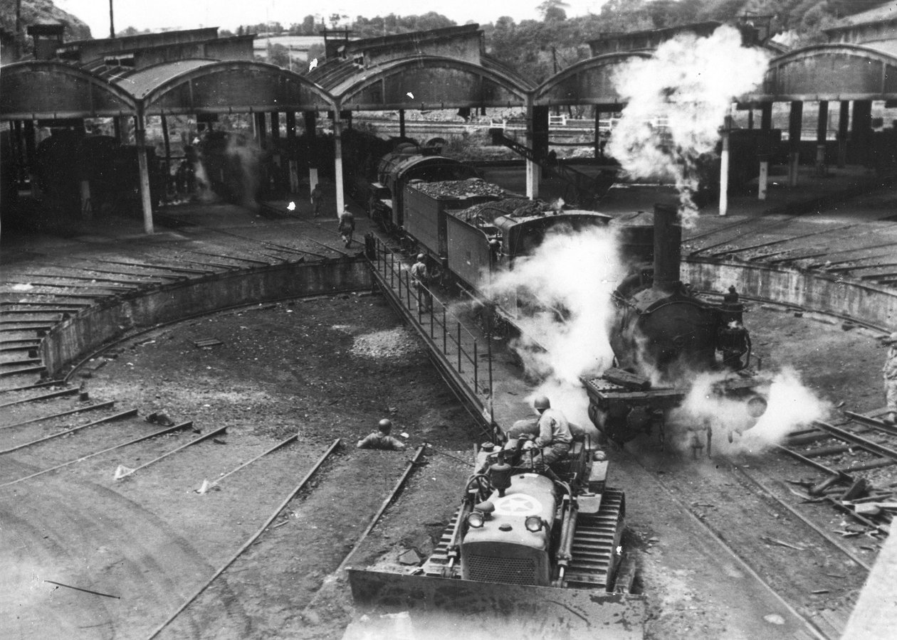 Seconda Guerra Mondiale: Cherbourg, Francia, luglio 1944: Soldati del genio dell
