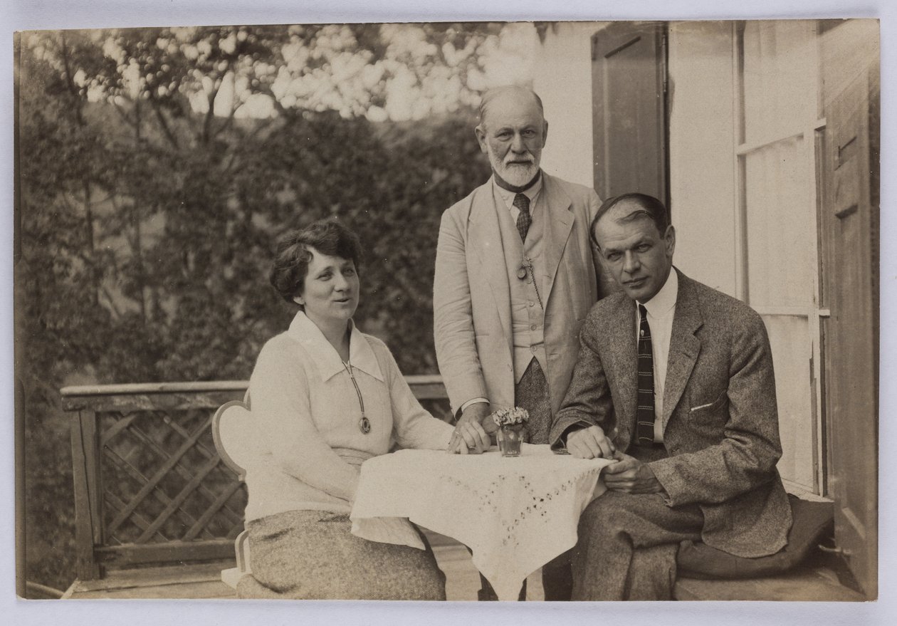 Sigmund Freud e Horace W. e Anjelika Frink, c.1920 (foto b/n) da Unbekannt