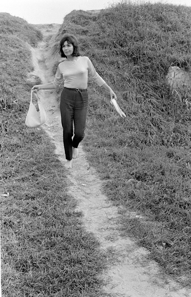 La cantante Juliette Greco a Malamocco (Venezia) - circa 1965 da Unbekannt