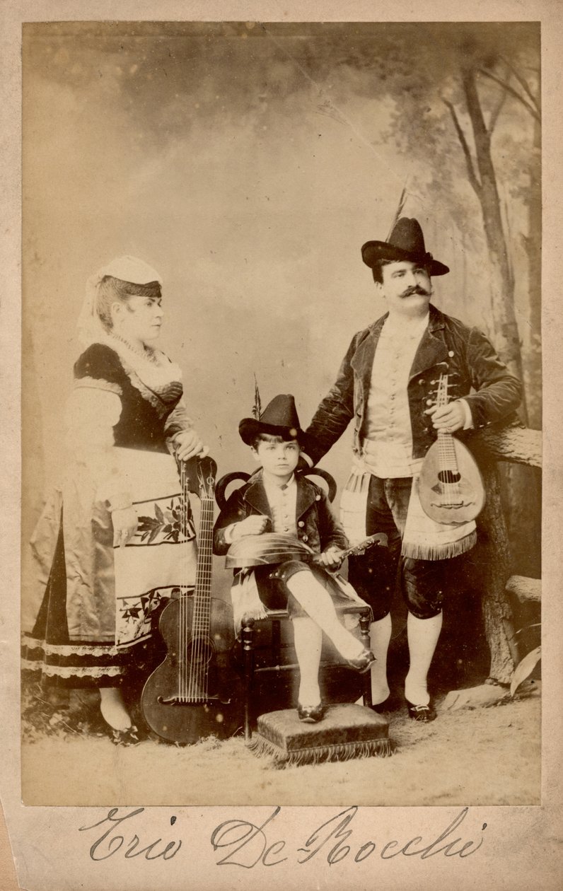 Trio De Bocchi, Lombardia, c.1880 (foto b/n) da Unbekannter Künstler