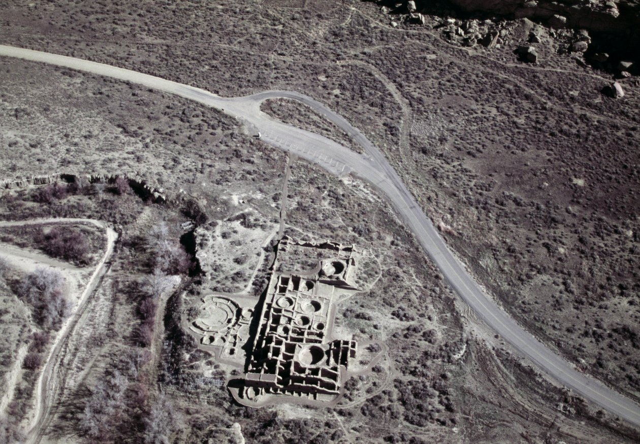 Vista di un antico insediamento degli Anasazi, Parco Nazionale della Cultura delle Rovine di Chaco, Chaco Canyon, Nuovo Messico, Stati Uniti d