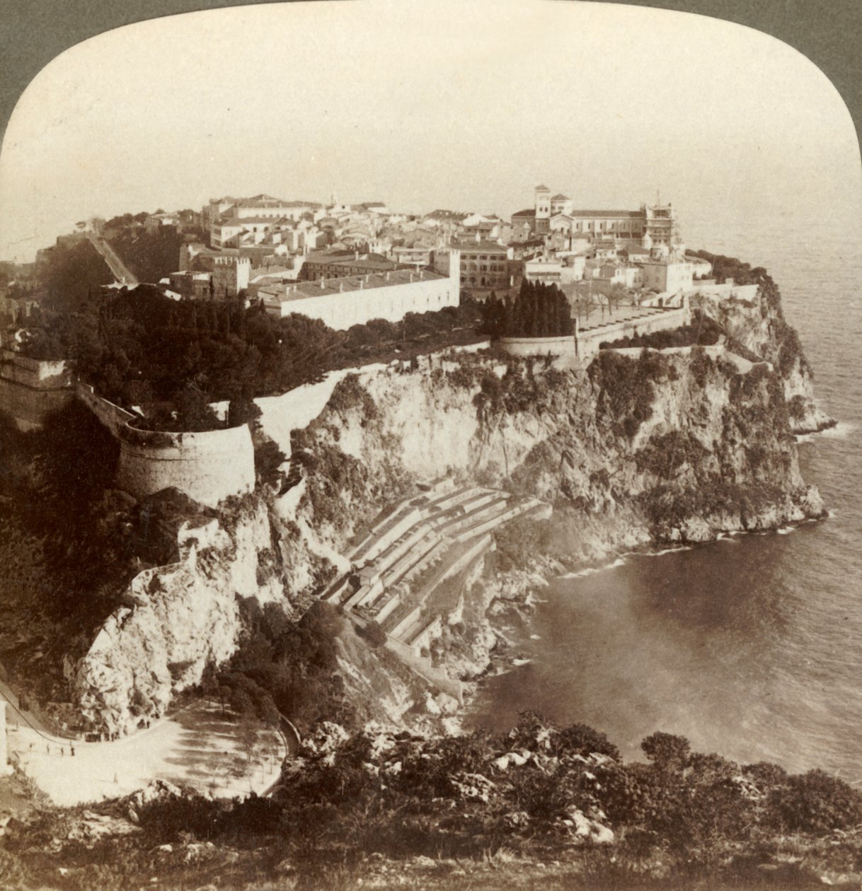 Capitale di Monte Carlo, Monaco - Nel più piccolo principato della terra, 1899 da Underwood and Underwood