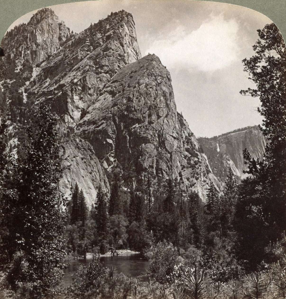 I tre fratelli, Yosemite Valley, California, USA, 1902 da Underwood and Underwood