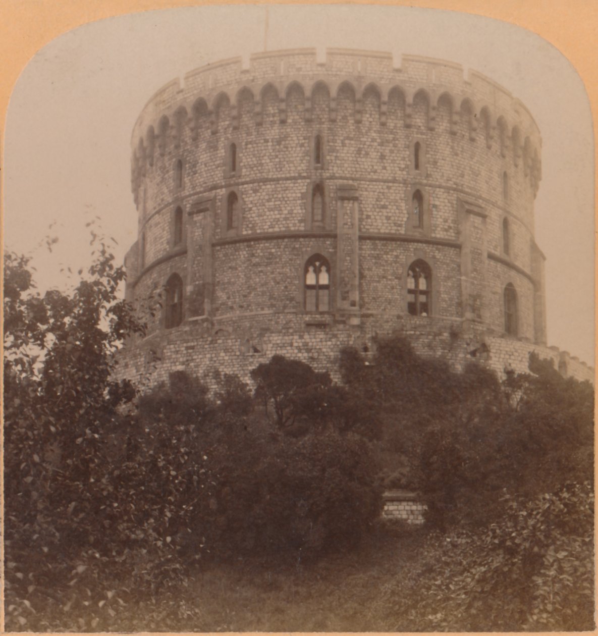La Torre Rotonda, Windsor, Inghilterra - il Castello-prigione da Edoardo III a Carlo II, 1900 da Underwood and Underwood