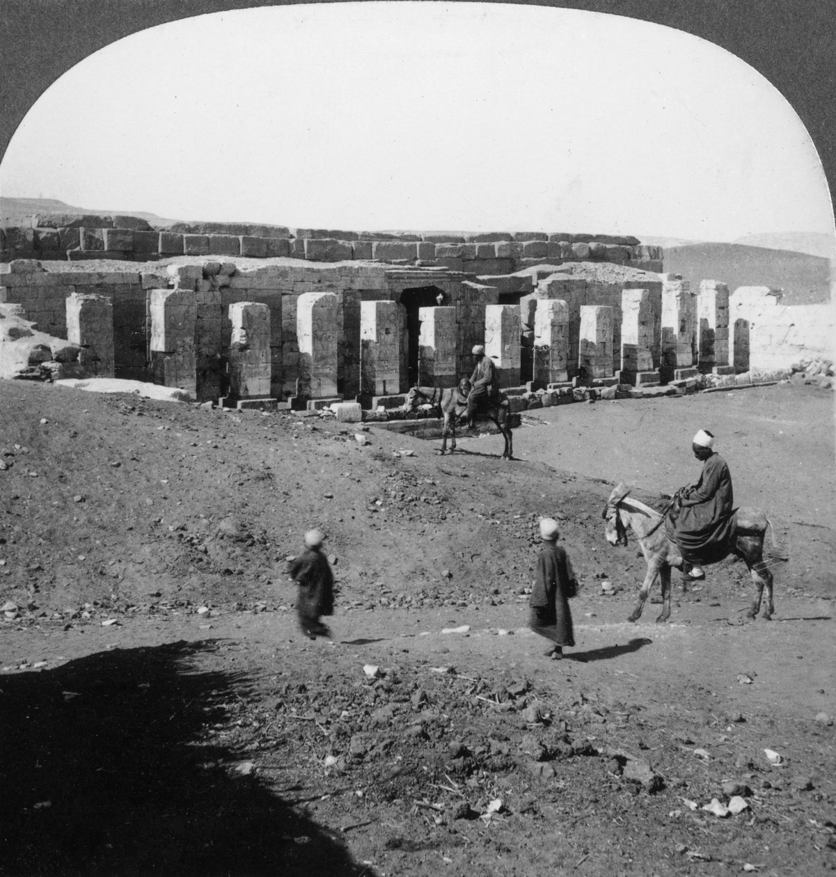 Il tempio di Sethos I, Abydos, Egitto, 1905 da Underwood and Underwood