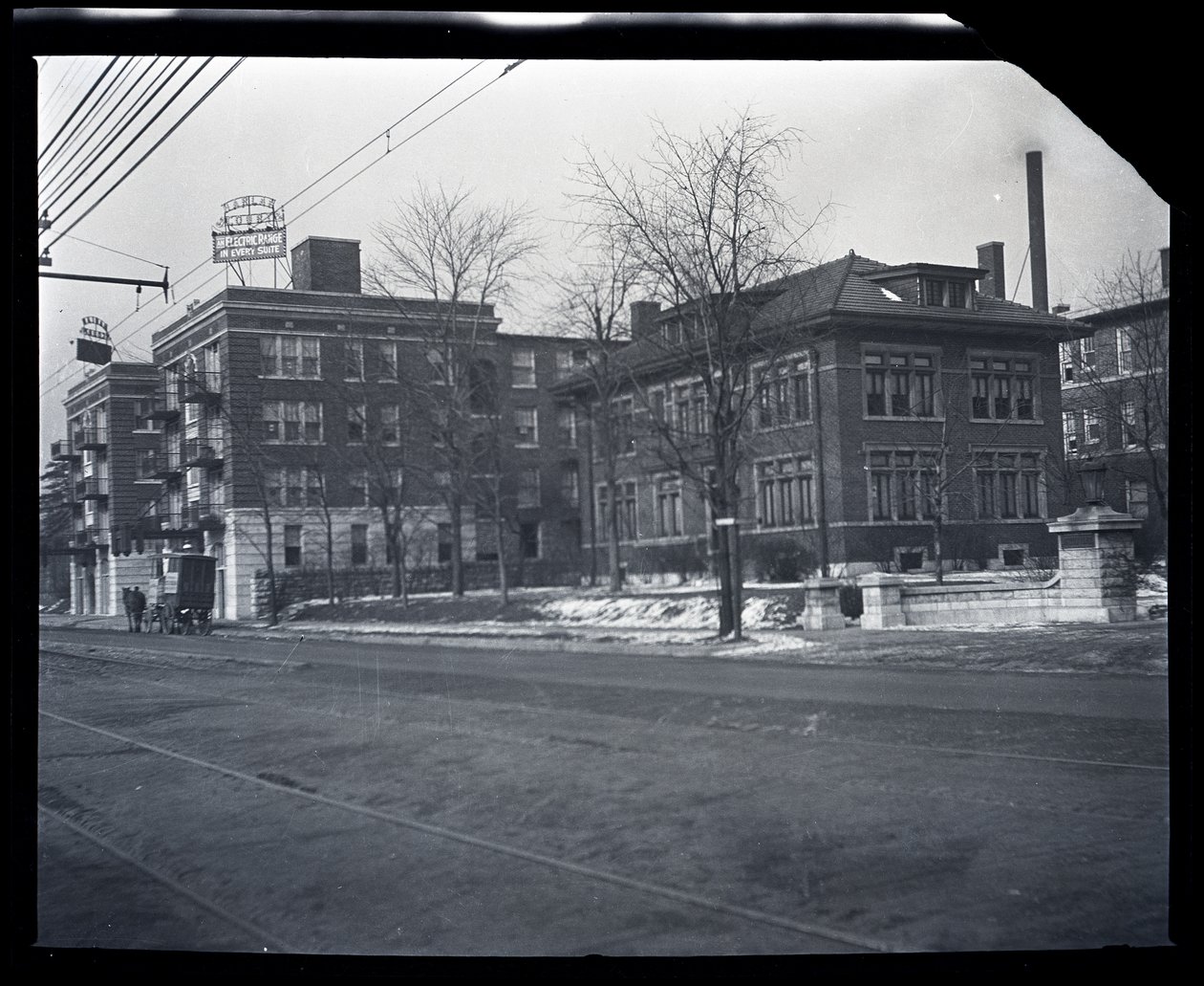 Appartamenti Harlan Court e una casa vicina al 5457 Delmar Boulevard da Unknown