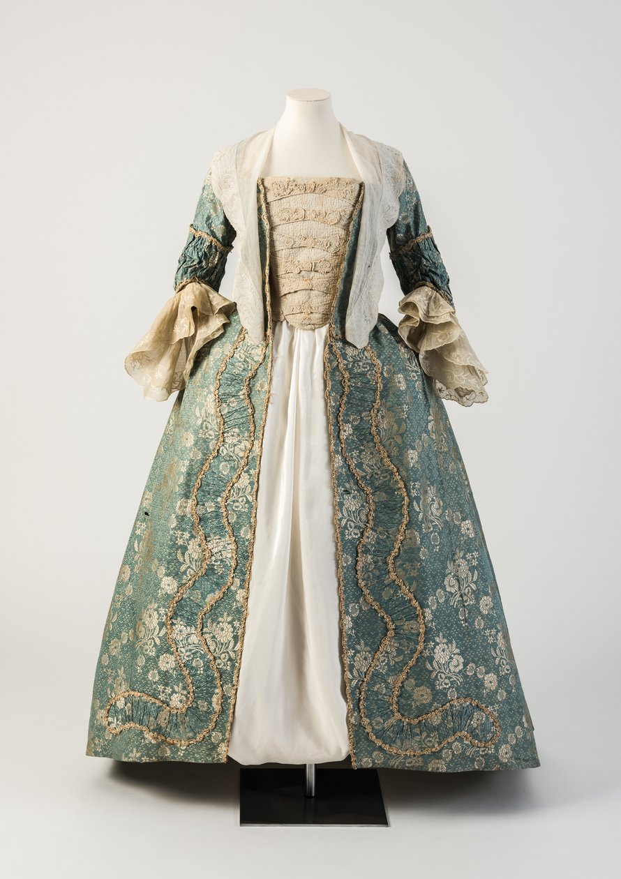 Abito aperto in seta blu e crema con arricciature, 1750 da Unbekannt Unbekannt