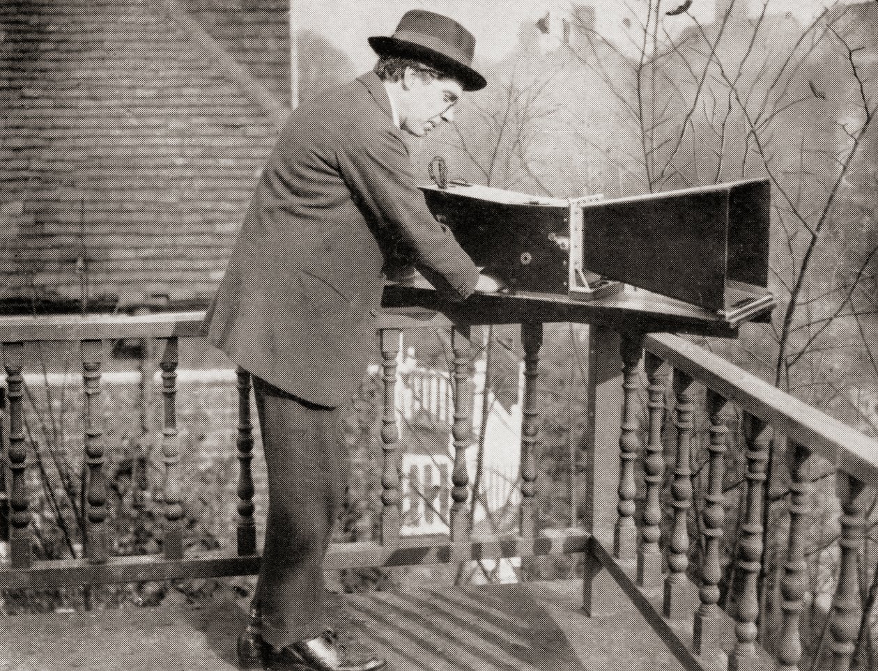 Archibald Montgomery Low con l