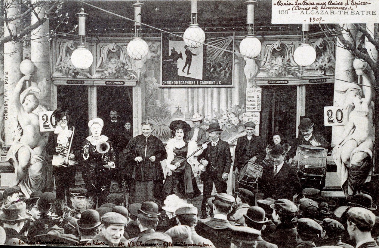 Spettacolo musicale alla fiera del pan di zenzero di fronte all