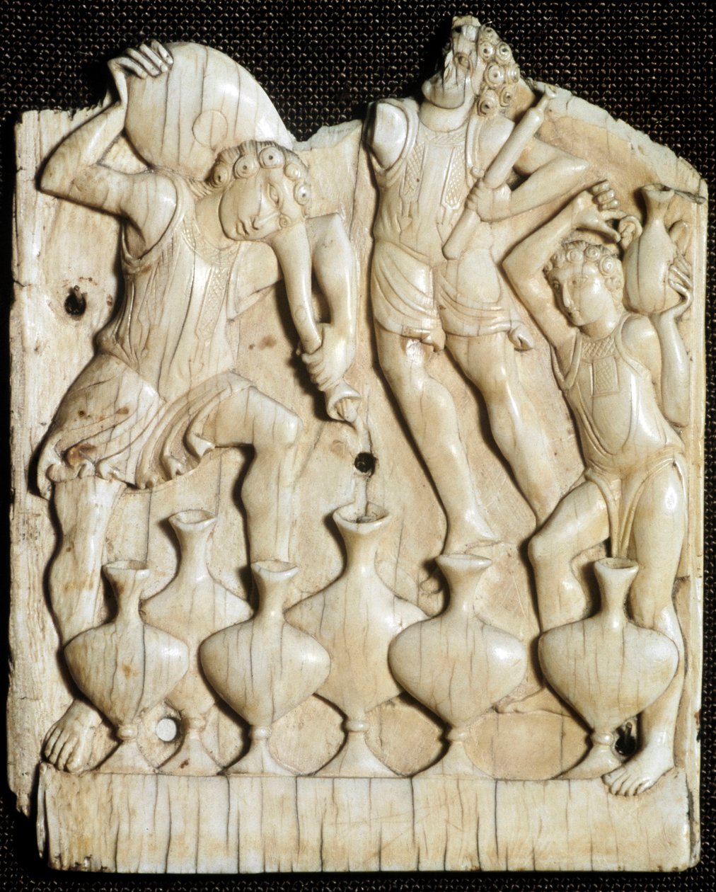 Nozze di Cana: i servi riempiono d