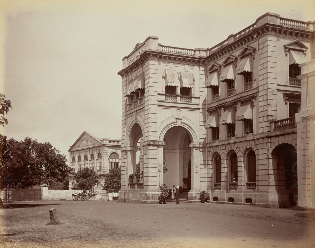 Hotel Grand Oriental, Colombo da Unknown artist