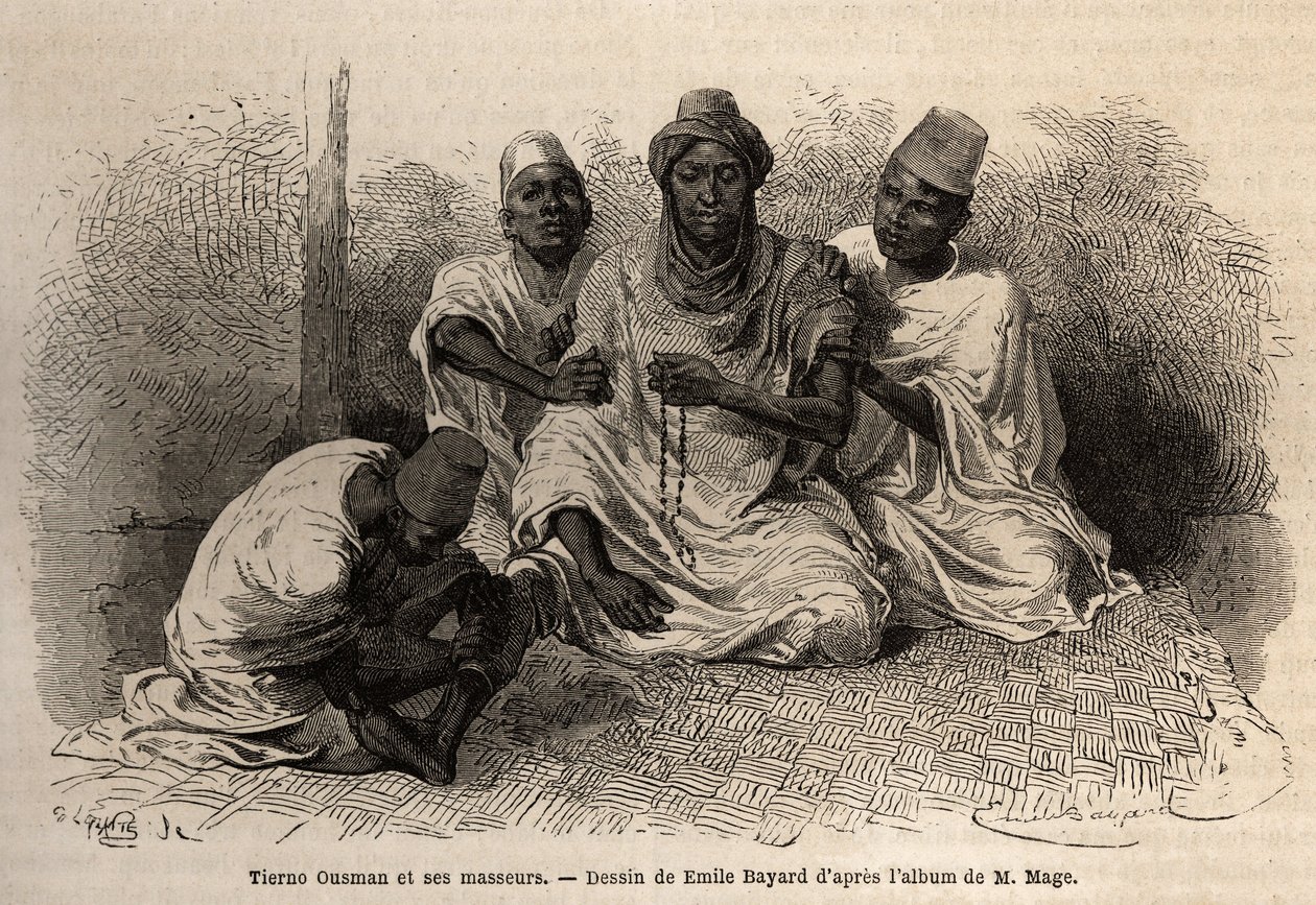 Tierno Ousman, della tribù Toucouleur, capo del villaggio di Guemmou Koura (Mali), che tiene un rosario musulmano con grandi grani, recitando le sue preghiere, mentre i suoi massaggiatori gli massaggiano la schiena e le gambe. Incisione per illustrare il v da Unknown artist