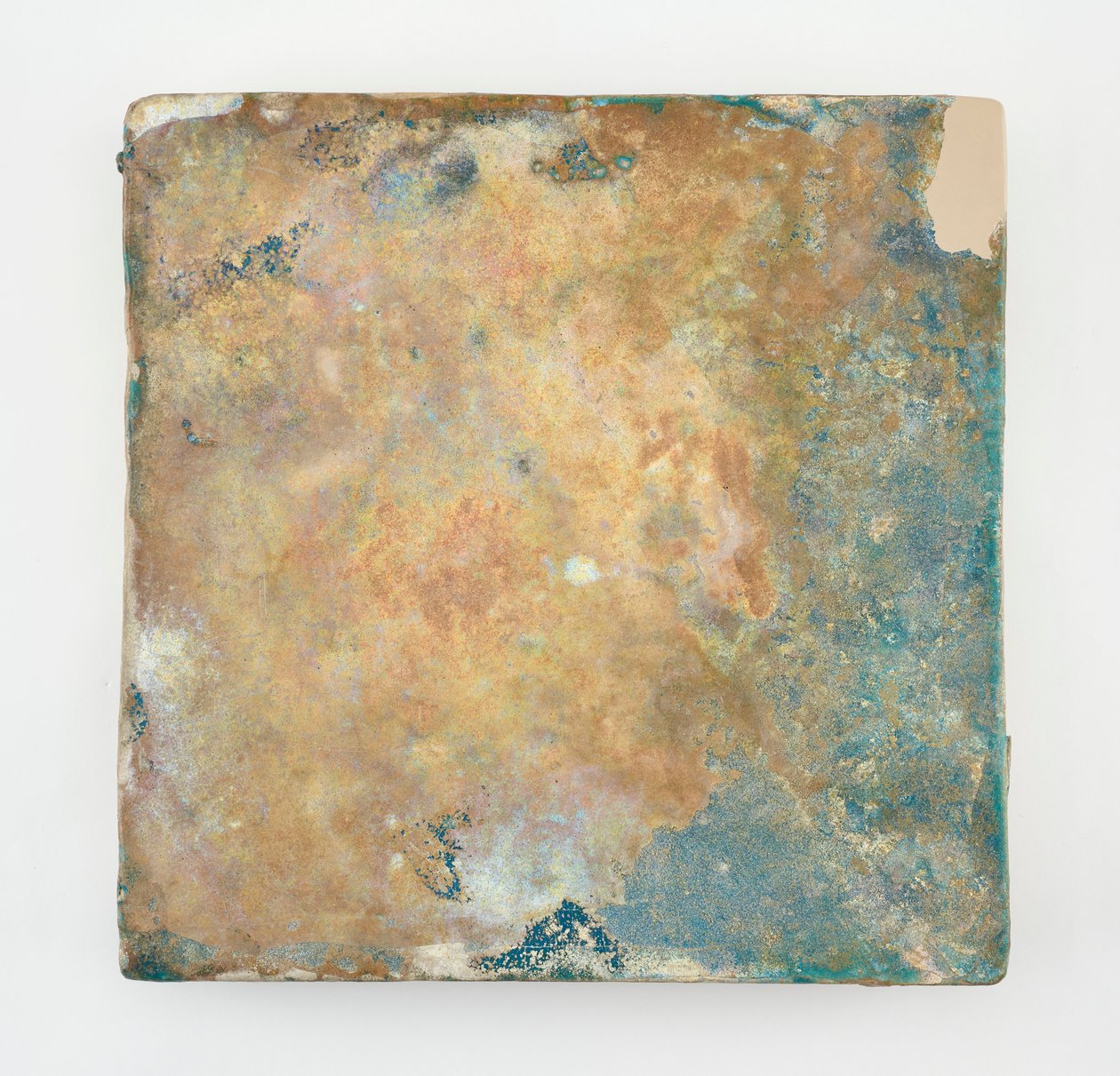 Piastrella, grande, quadrata; un angolo restaurato con gesso da Unknown artist