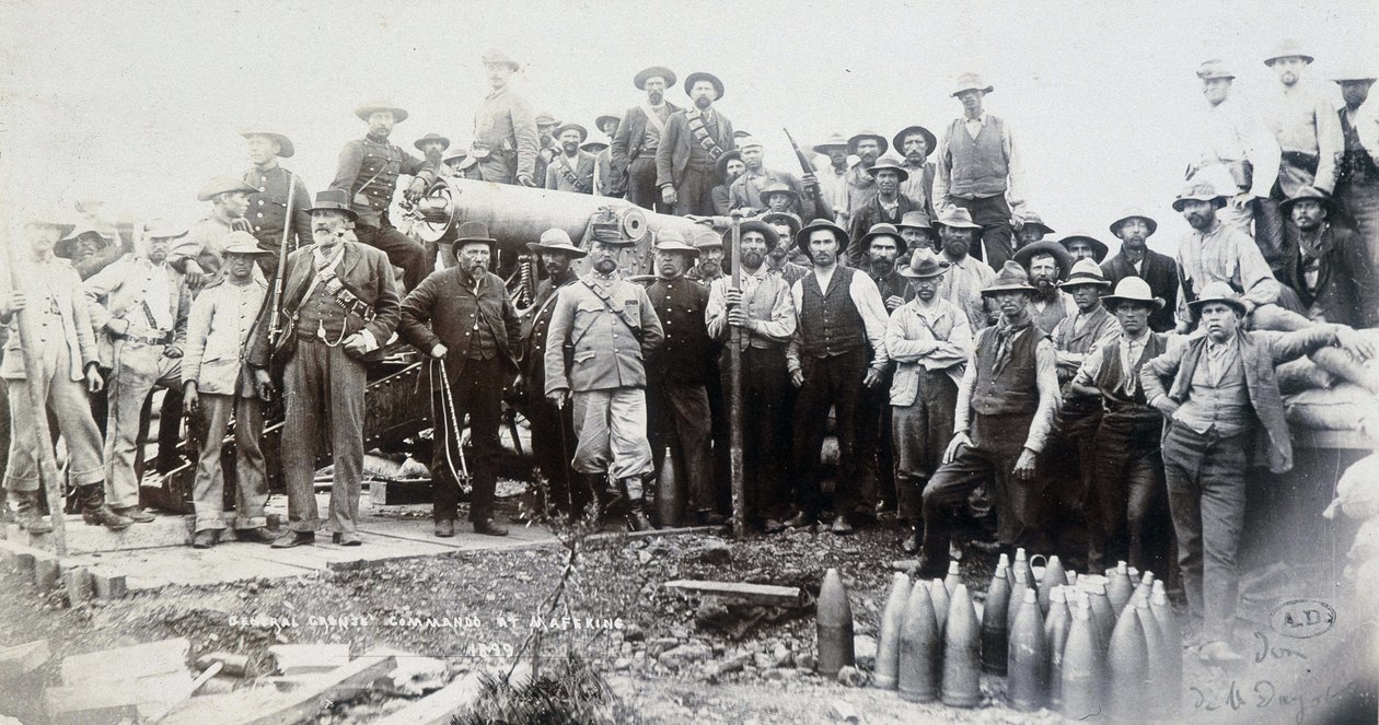 Boeri raggruppati attorno a un cannone durante la guerra del Transvaal da Unknown photographer