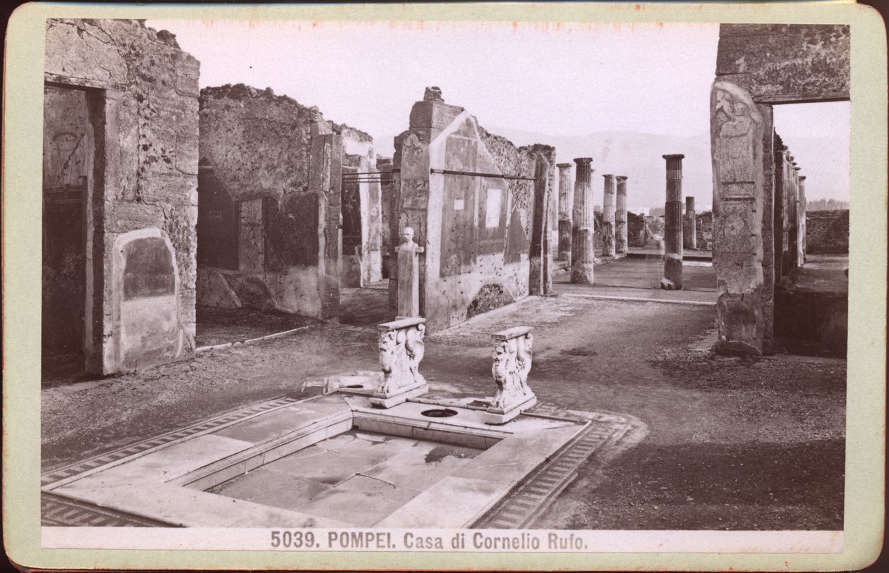 Casa di Cornelio Rufo in Pompeii, ca 1880 (photograph) da Unknown photographer