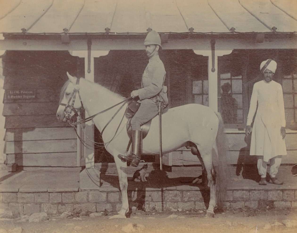 Colonnello A M Paterson, comandante del 1° Reggimento Bedfordshire da Unknown photographer