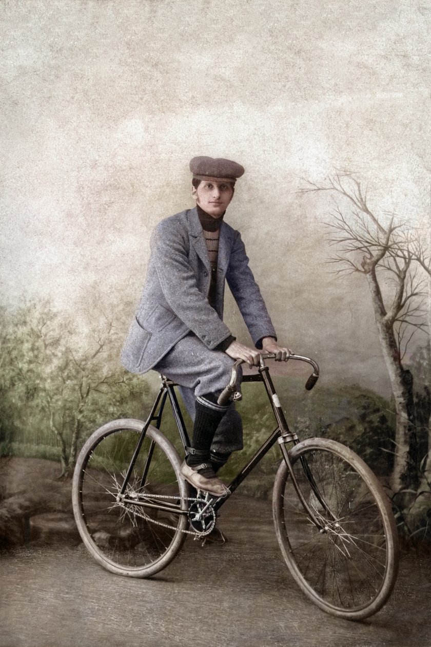 Fernand Ochse in bicicletta, Francia, 1920 circa (foto) da Unknown photographer