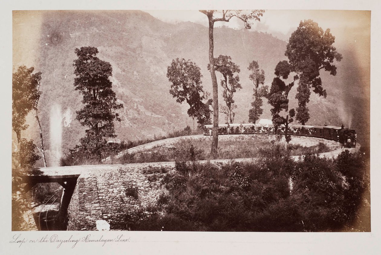 Anello sulla Linea Himalayana di Darjeeling, c.1885 da Unknown photographer