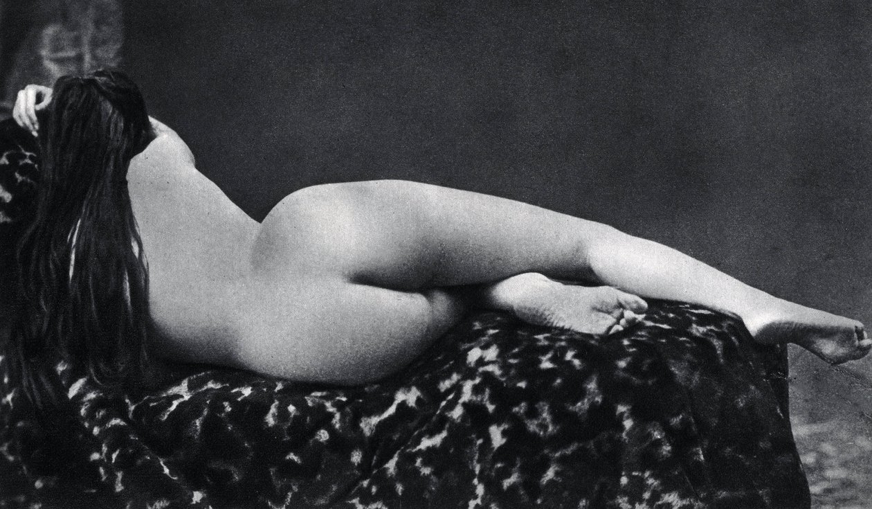 Donna nuda sdraiata, circa 1860. Fotografia anonima da Unknown photographer