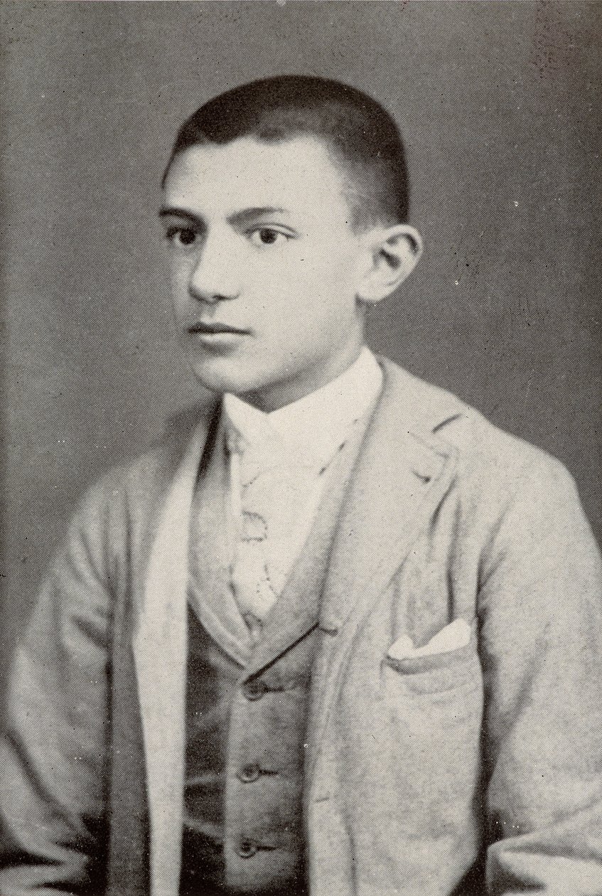 Pablo Picasso nel 1896 (15 anni) - in "Picasso, documenti iconografici" di Sabartes da Unknown photographer