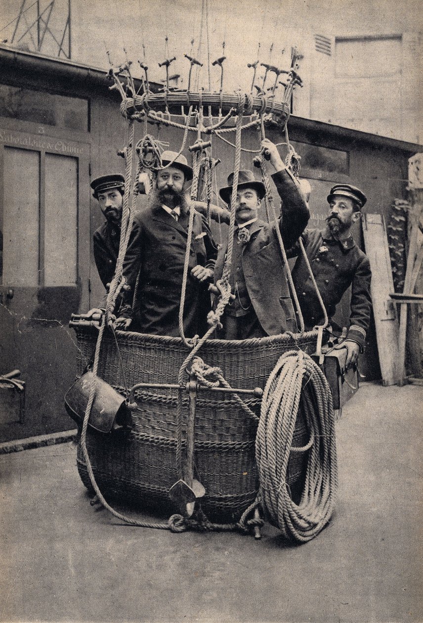 Messa in scena fotografica con una mongolfiera. Fotografia, fine XIX secolo, Parigi. Collezione Selva da Unknown photographer