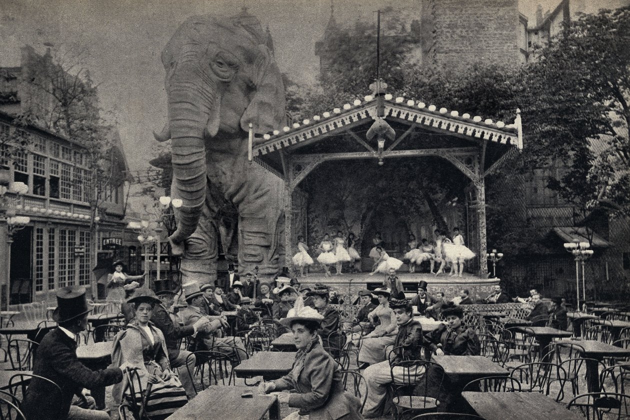 Scena di vita popolare al Moulin Rouge a Parigi. Fotografia, fine XIX secolo, Parigi. Coll. Selva da Unknown photographer