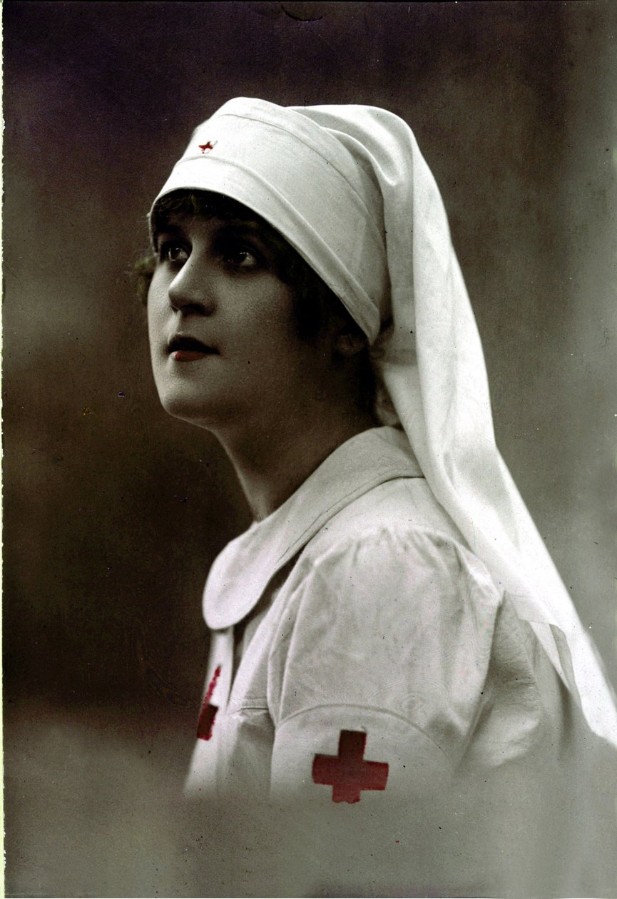 Infermiera della Croce Rossa, Prima Guerra Mondiale da Unknown photographer