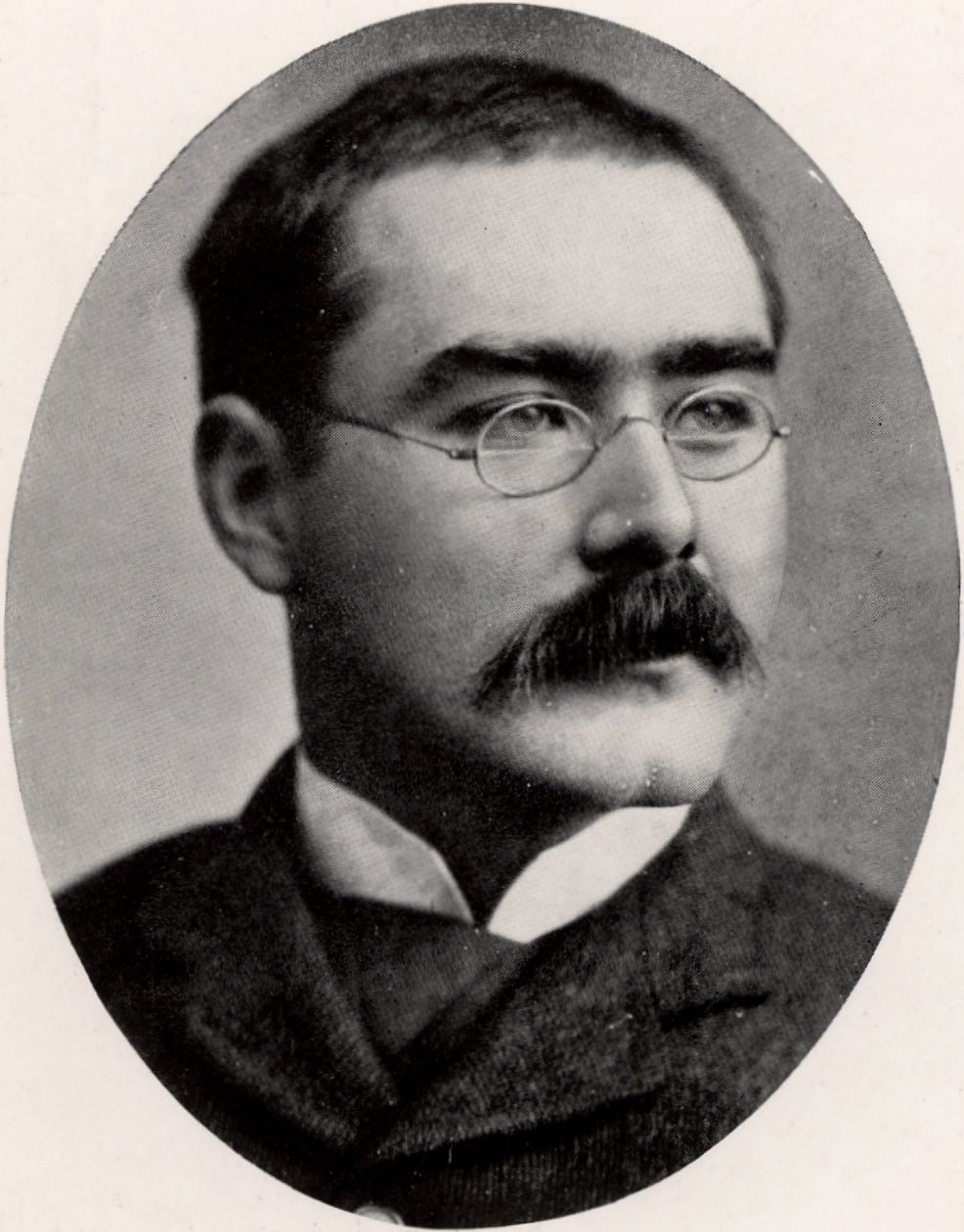 Rudyard Kipling (1865-1936) giornalista, romanziere e poeta inglese da Unknown photographer