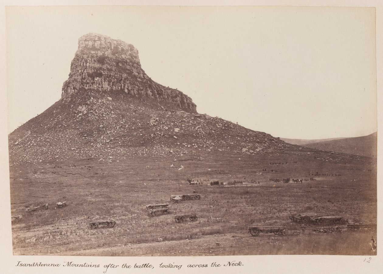 Il campo di battaglia di Isandlwana da Unknown photographer